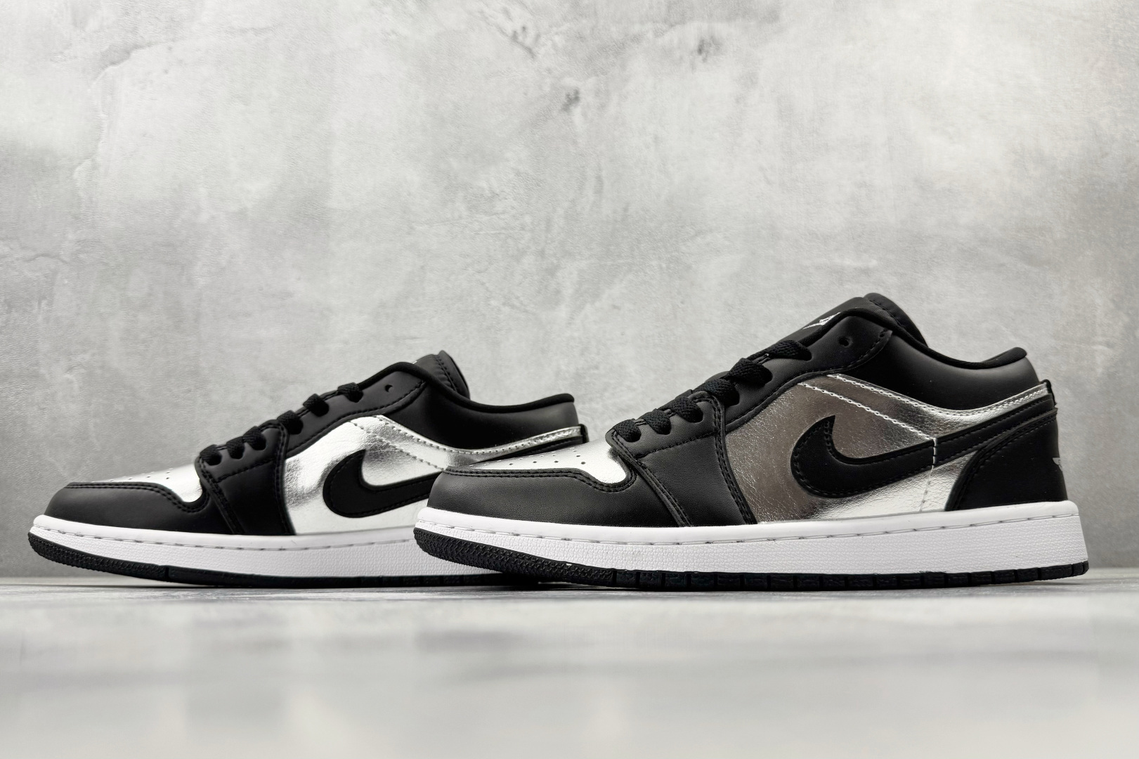 平台爆款 Jordan Air Jordan 1 low ”silver toe” 黑银 DA5551-001