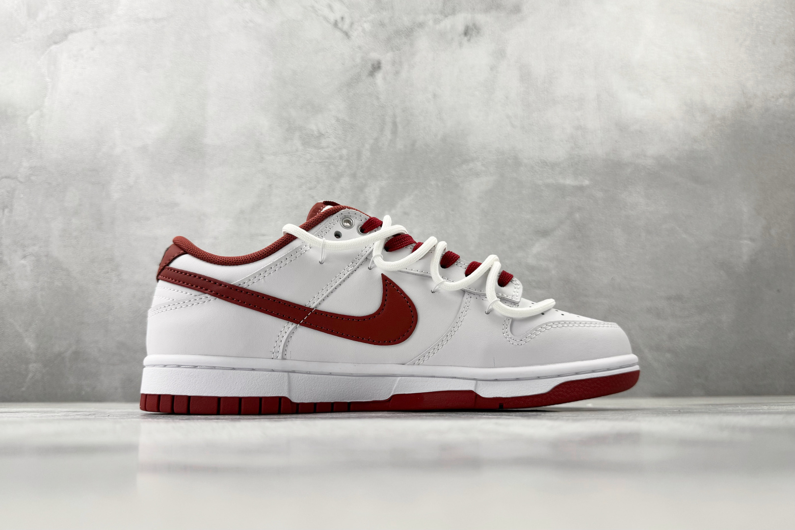 280 Nike Dunk Low Retro 朱旌 白红 WR0620-119