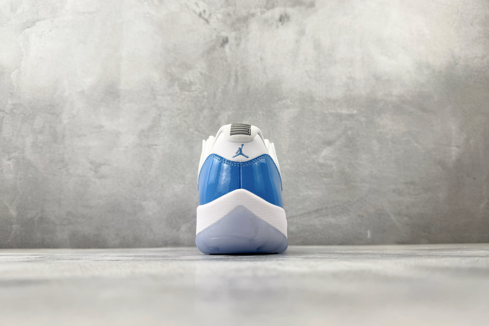 490 Jordan Air Jordan 11 retro 北卡蓝 FV5104-100