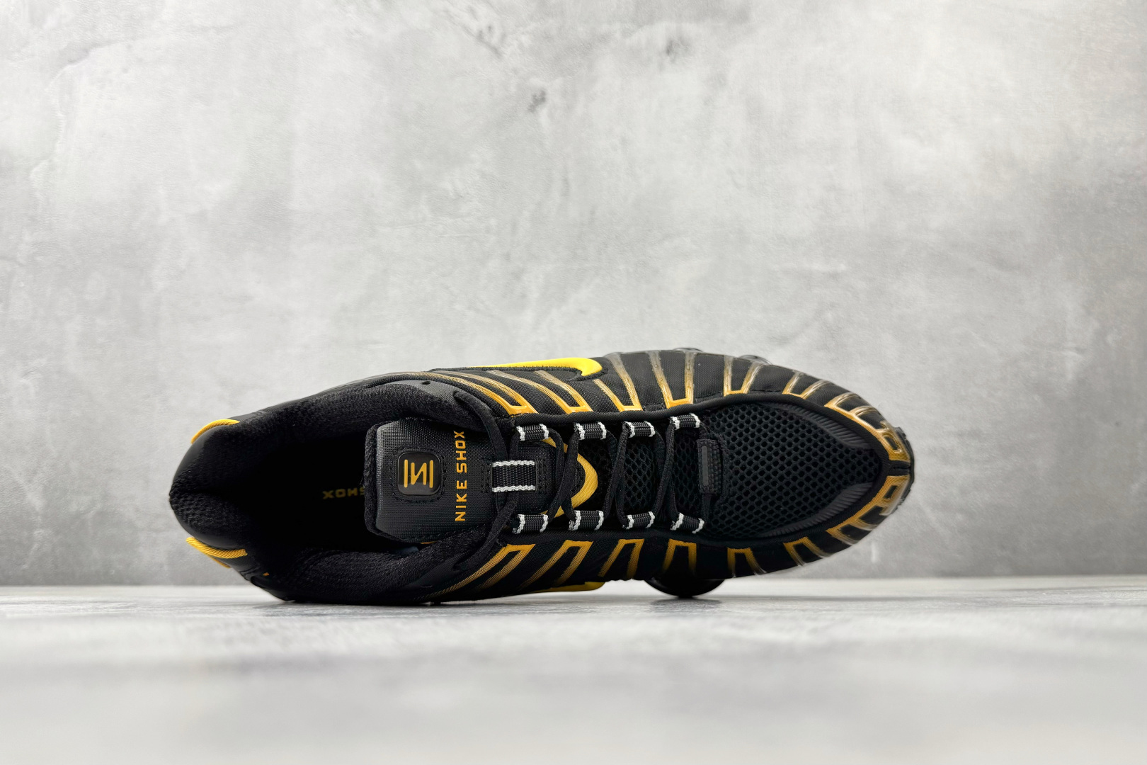 MAX 原版开发 Nike × NFL Shox TL系列 黑金货号：AV3595-013尺码：39 4