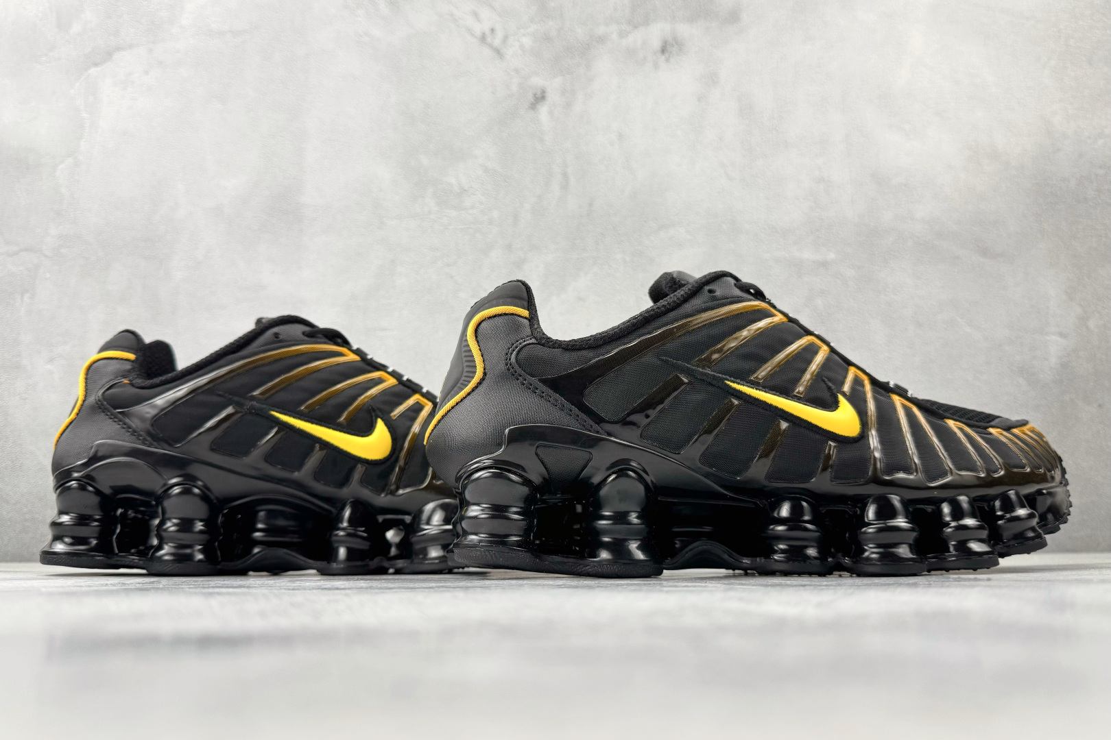 MAX 原版开发 Nike × NFL Shox TL系列 黑金货号：AV3595-013尺码：39 4
