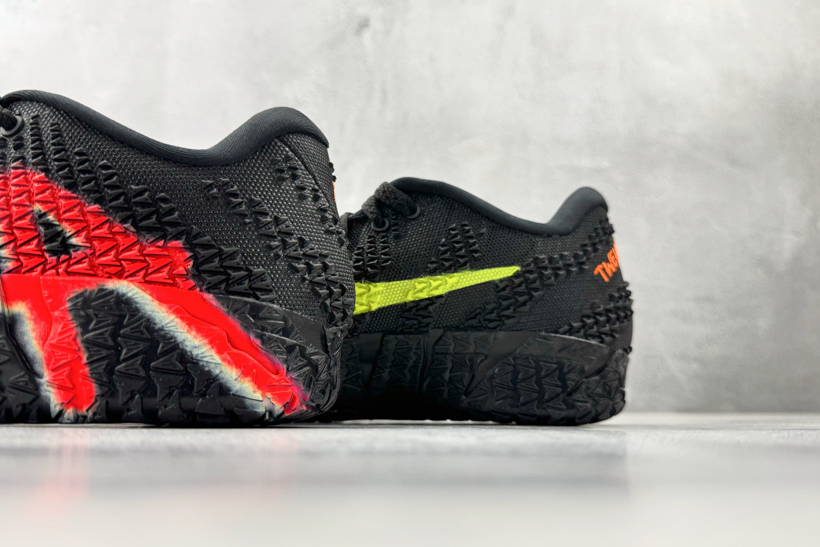 OX Nike Ja 3 莫兰特三代 黑黄红货号：IM0464-001尺码：36 36.5 37.5 3