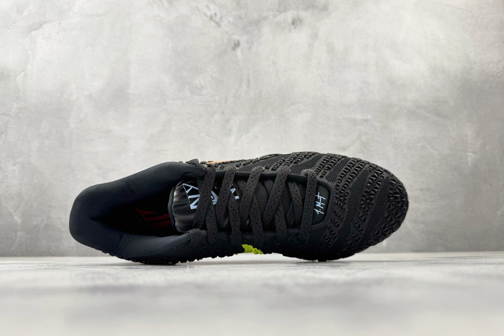 OX Nike Ja 3 莫兰特三代 黑黄红货号：IM0464-001尺码：36 36.5 37.5 3