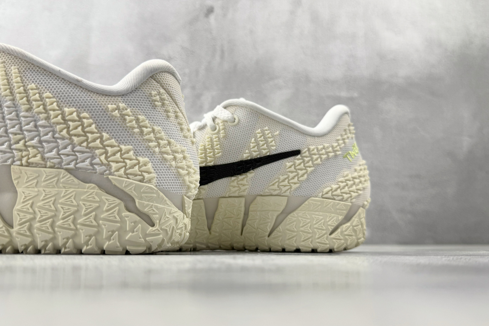 OX Nike Ja 3 莫兰特三代 