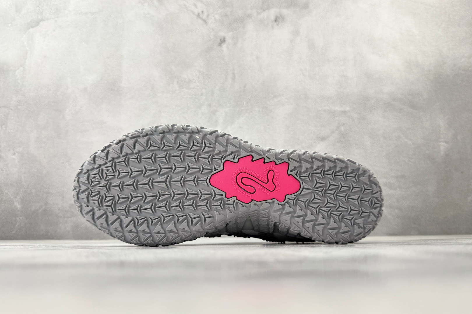OX Nike Ja 3 莫兰特三代 灰白货号：HF2794-100尺码：36 36.5 37.5 38