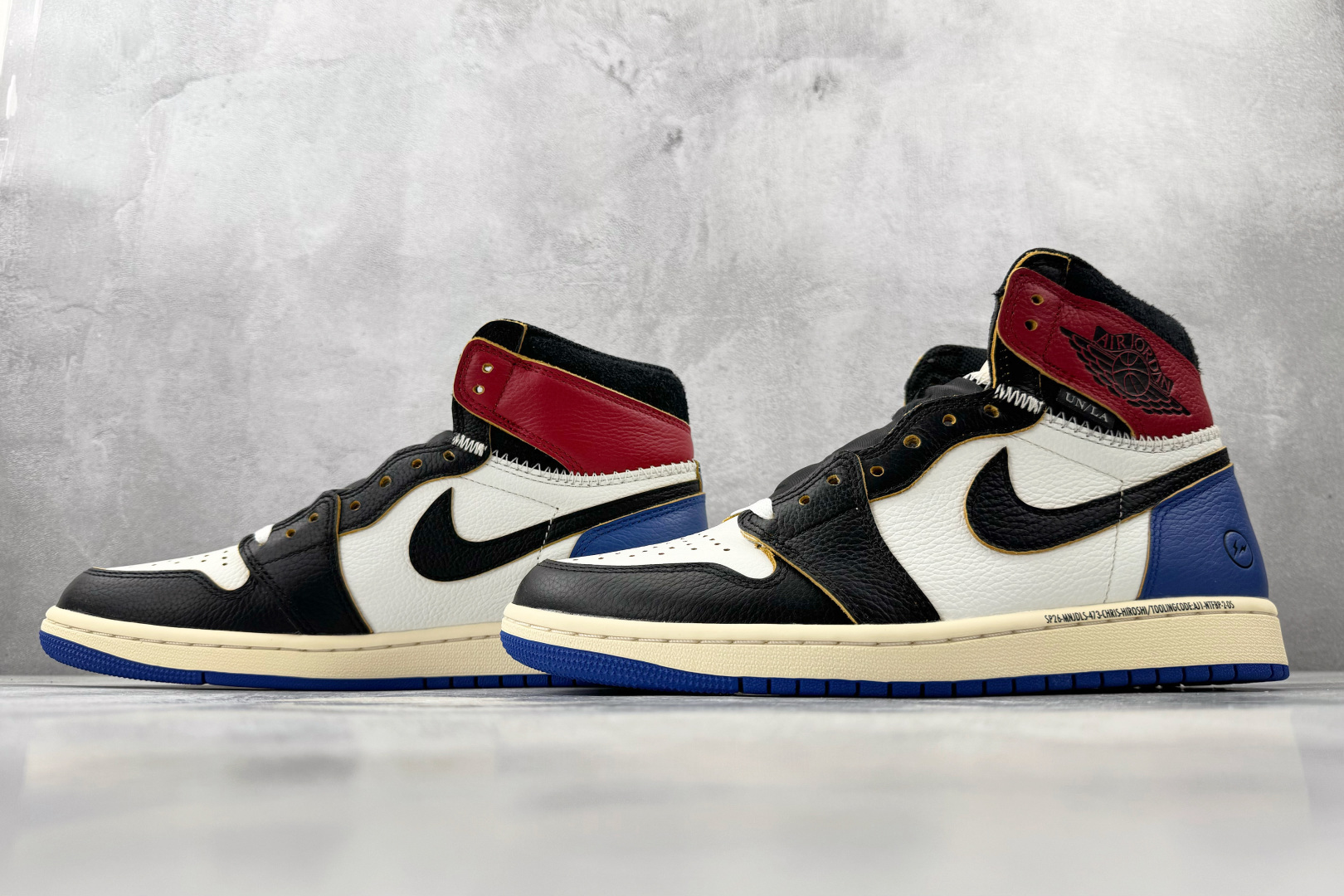 Jordan × Union x Fragment Design Air Jordan 1 High 黑白蓝 IO7847-002 Jordan × Union x Fragment Design Air Jordan 1 High 黑白蓝 IO7847-002