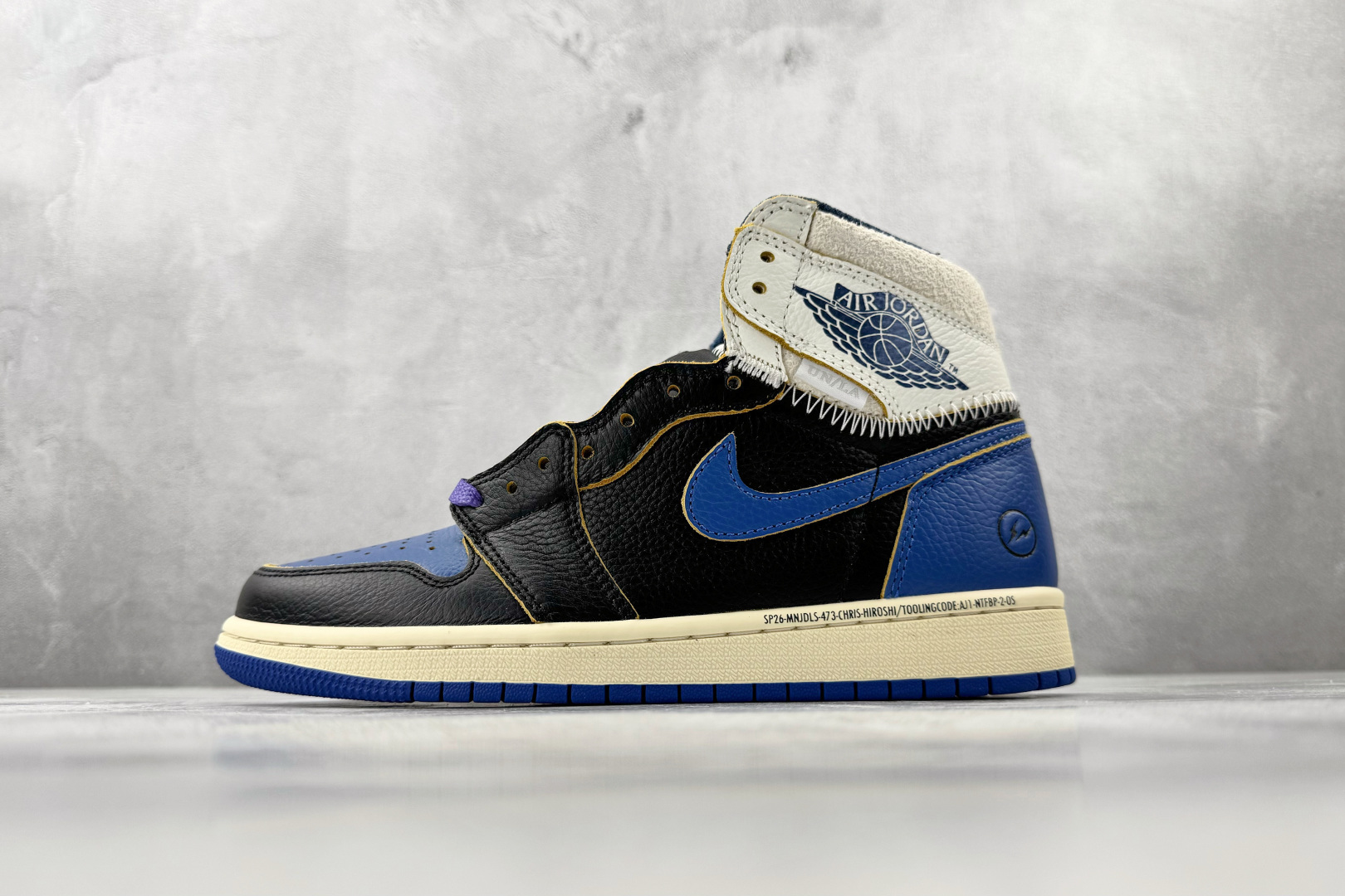 Union x Fragment Design × Jordan Air Jordan 1 High SP Royal 黑白蓝 IO7847-001 Union x Fragment Design × Jordan Air Jordan 1 High SP Royal 黑白蓝 IO7847-001
