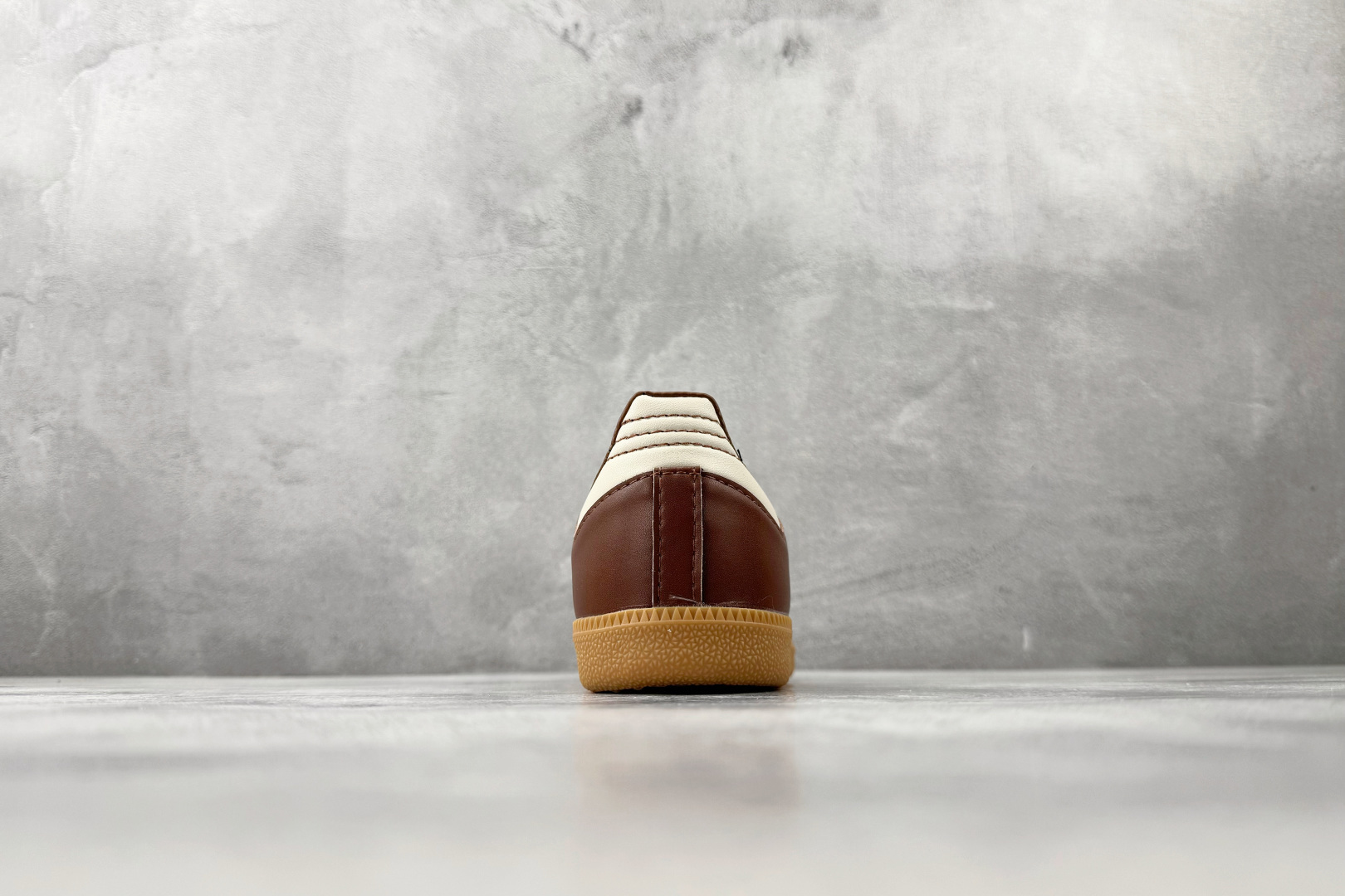 出口订单 adidas originals Samba Preloved Brown 棕白 JR8821 出口订单 adidas originals Samba Preloved Brown 棕白 JR8821