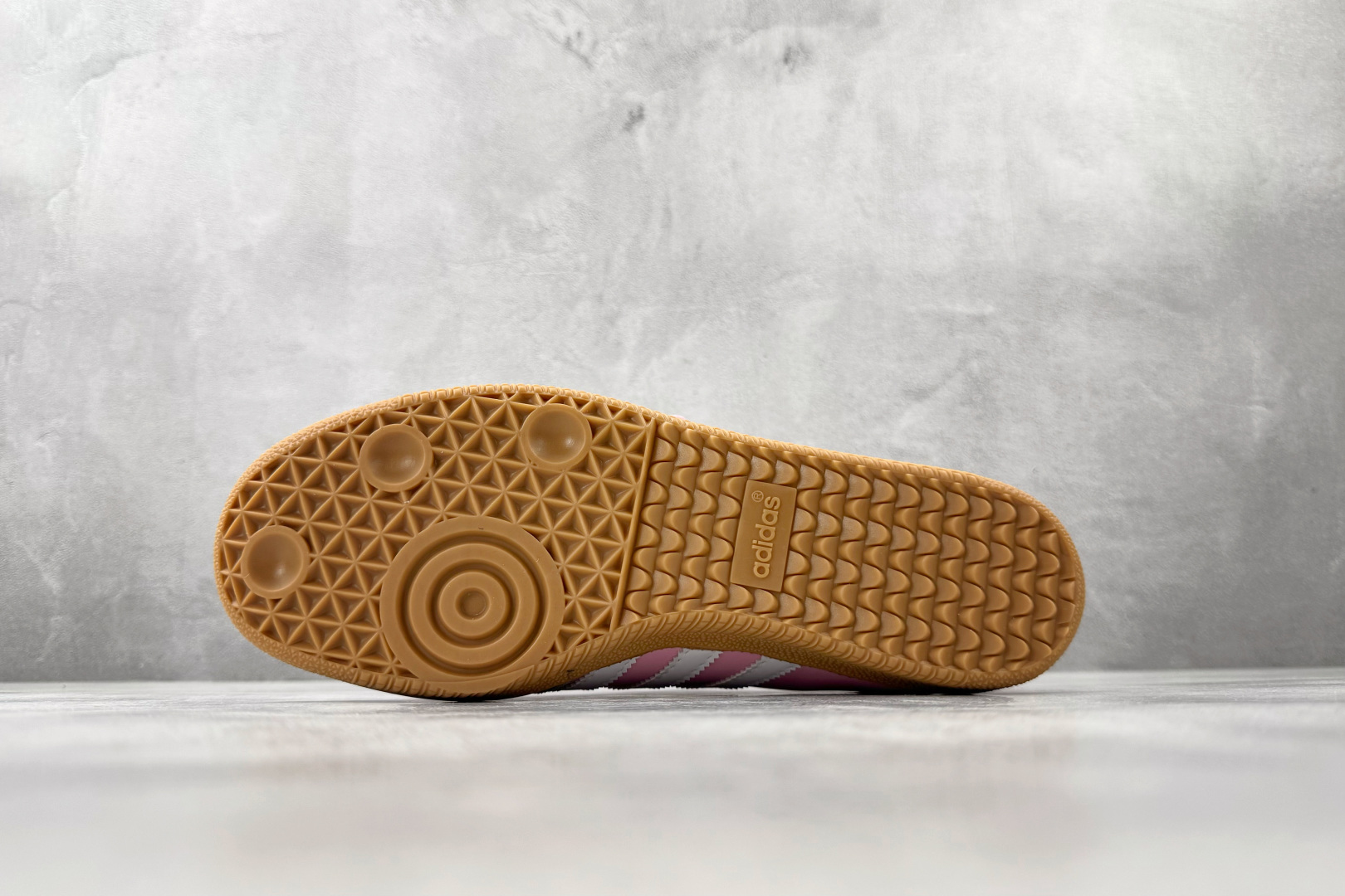 出口订单 adidas originals Samba Jane 粉色 JP9544 出口订单 adidas originals Samba Jane 粉色 JP9544