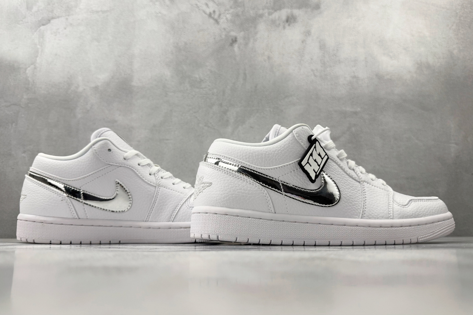 190 平台爆款 Jordan Air Jordan 1 Low 白银 IQ9381-100