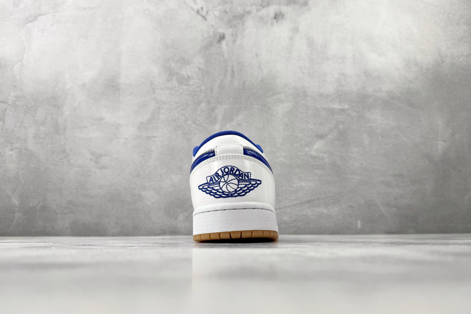 200 综合版 Jordan Air Jordan 1 SE 白蓝 IQ0400-100-Chinese UA Cheap High Quatity Brand Clothes Bags handbags Sneakers wholesale wholesaler seller from China Factory suppliers Fashion Clothing Shoes best Quality Beautiful Price 200 综合版 Jordan Air Jordan 1 SE 白蓝 IQ0400-100