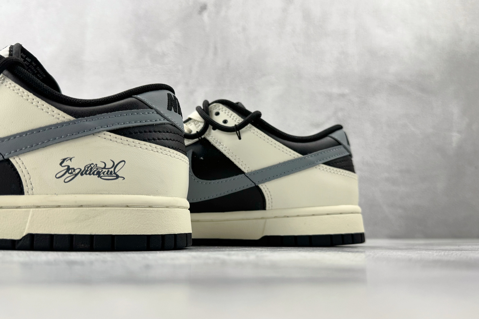 定制球鞋 Nike Dunk 射手座 米灰黑 HF5441-100 定制球鞋 Nike Dunk 射手座 米灰黑 HF5441-100