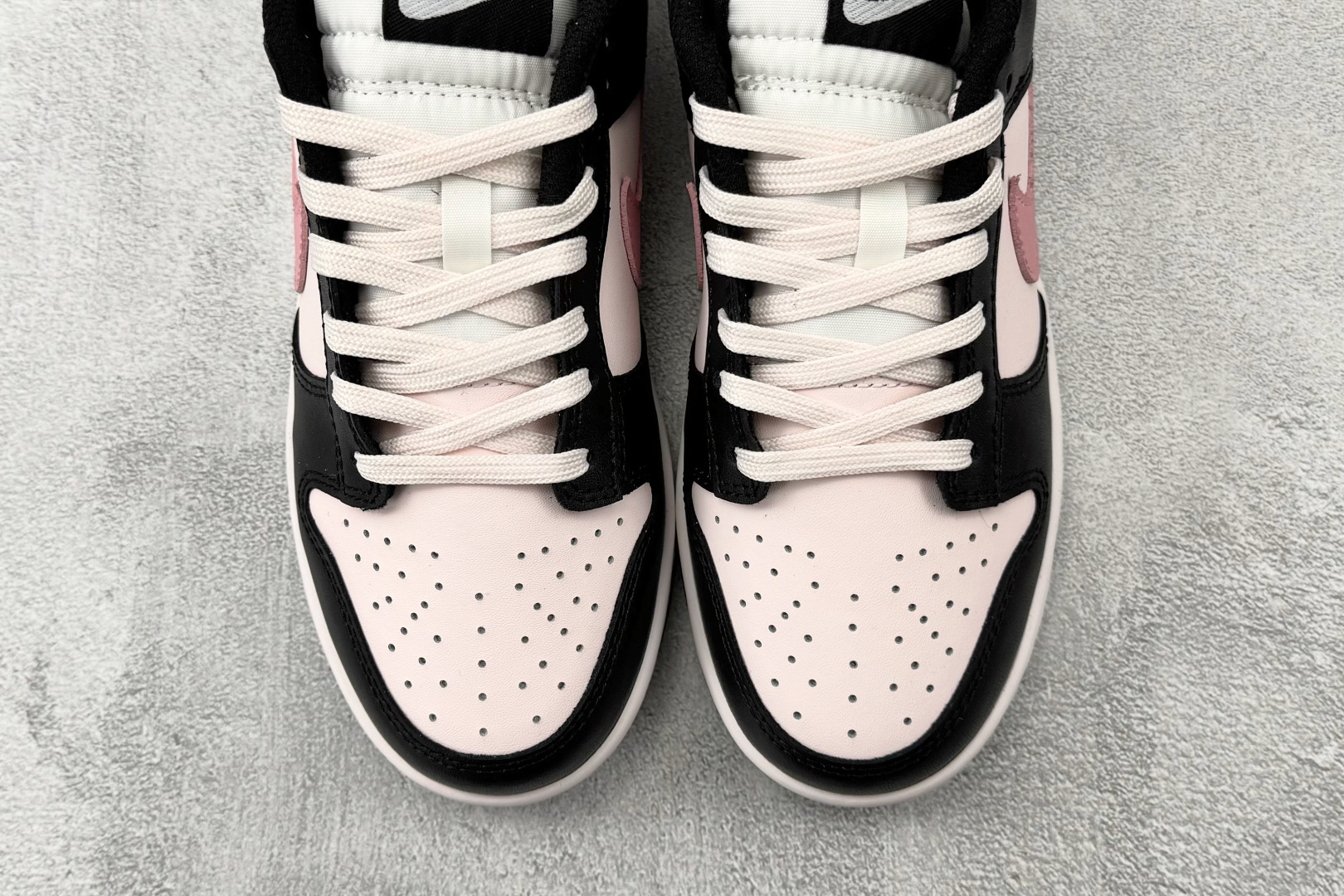 定制球鞋 Nike Dunk 粉墨序曲 黑白粉 BP1228-173 定制球鞋 Nike Dunk 粉墨序曲 黑白粉 BP1228-173