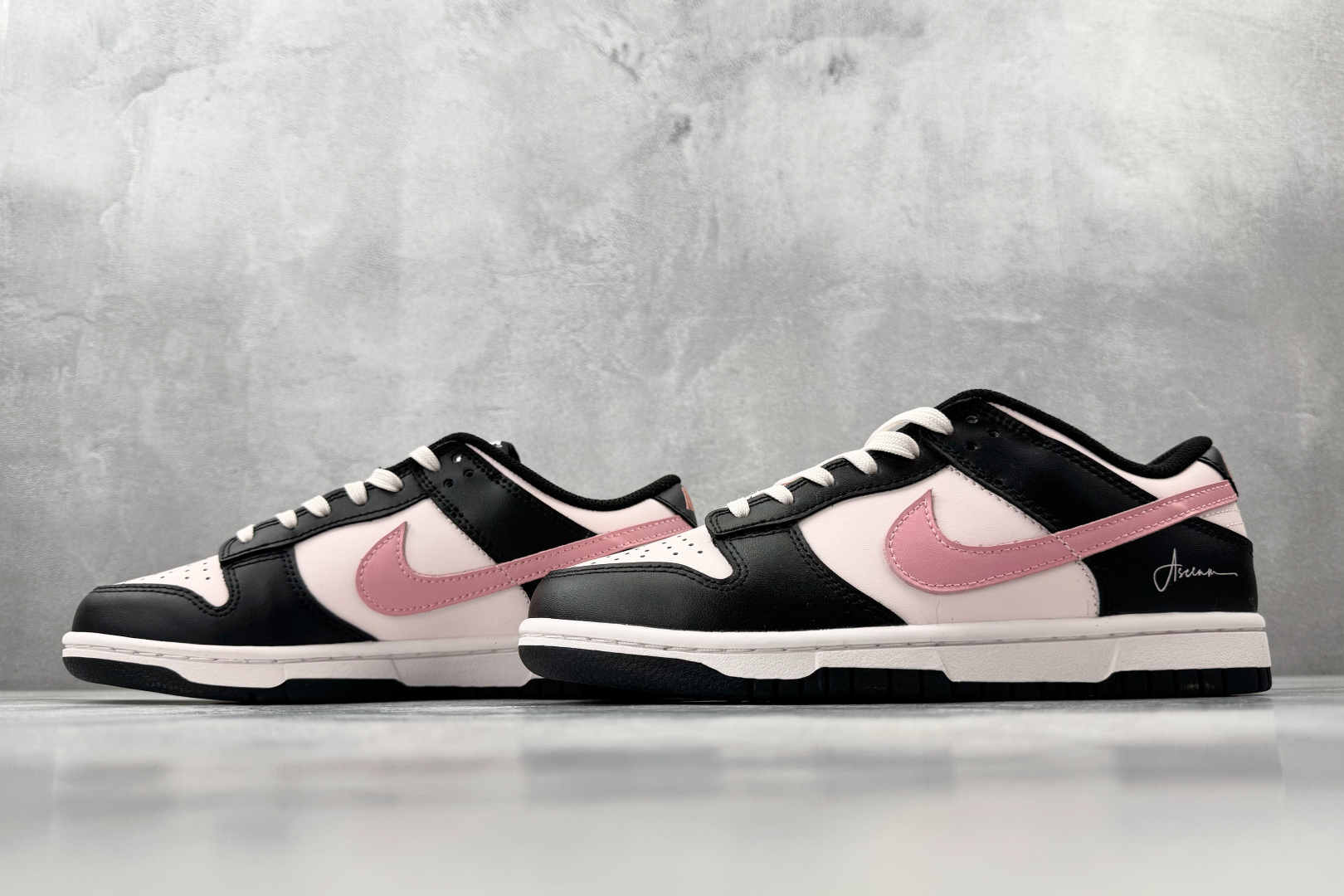 定制球鞋 Nike Dunk 粉墨序曲 黑白粉 BP1228-173 定制球鞋 Nike Dunk 粉墨序曲 黑白粉 BP1228-173