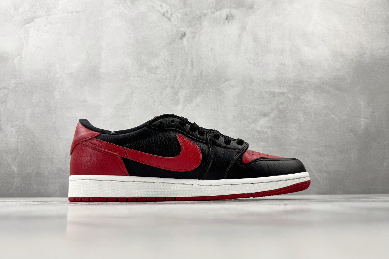 全新工厂开发 Jordan Air Jordan 1 Retro OG”Banned”黑红白 IW6276-001 全新工厂开发 Jordan Air Jordan 1 Retro OG”Banned”黑红白 IW6276-001