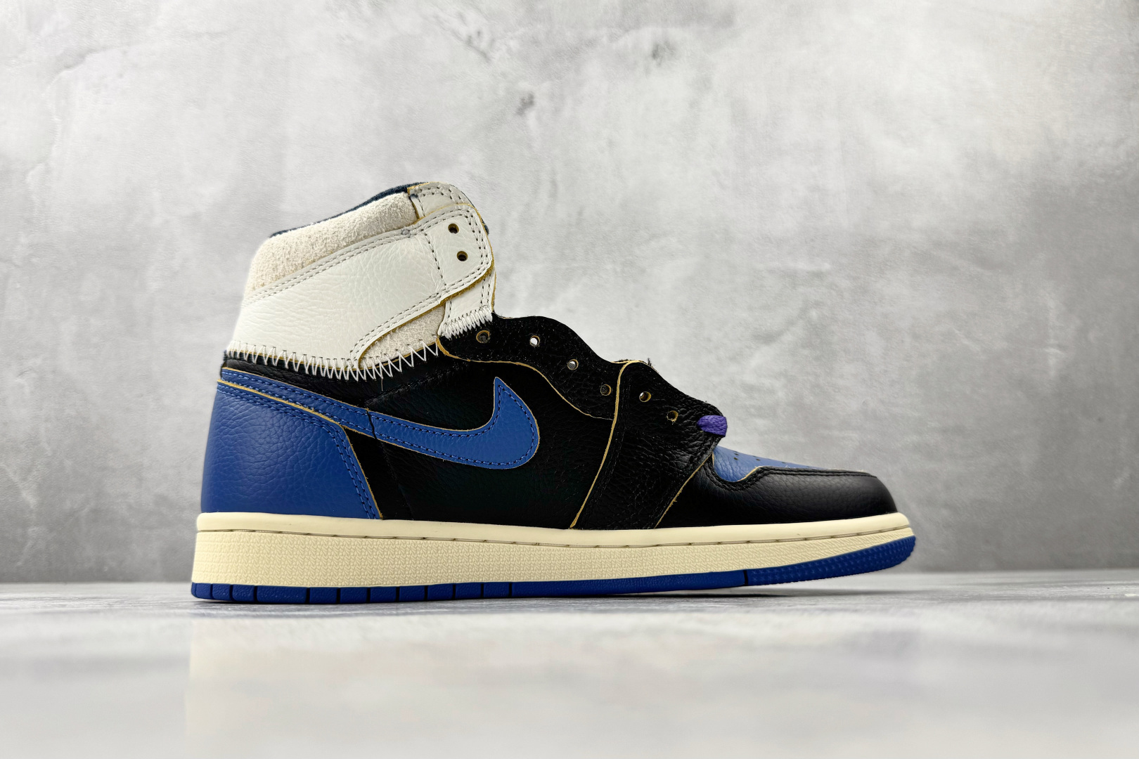 Union x Fragment Design × Jordan Air Jordan 1 High SP Royal 黑白蓝 IO7847-001 Union x Fragment Design × Jordan Air Jordan 1 High SP Royal 黑白蓝 IO7847-001