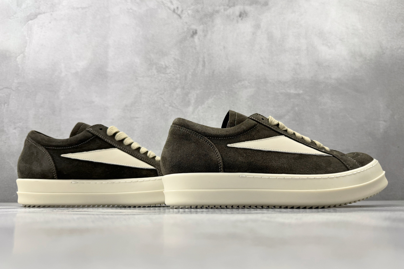 370 RICK OWENS/RO 淡褐色 RU02B2897 LPOLVS