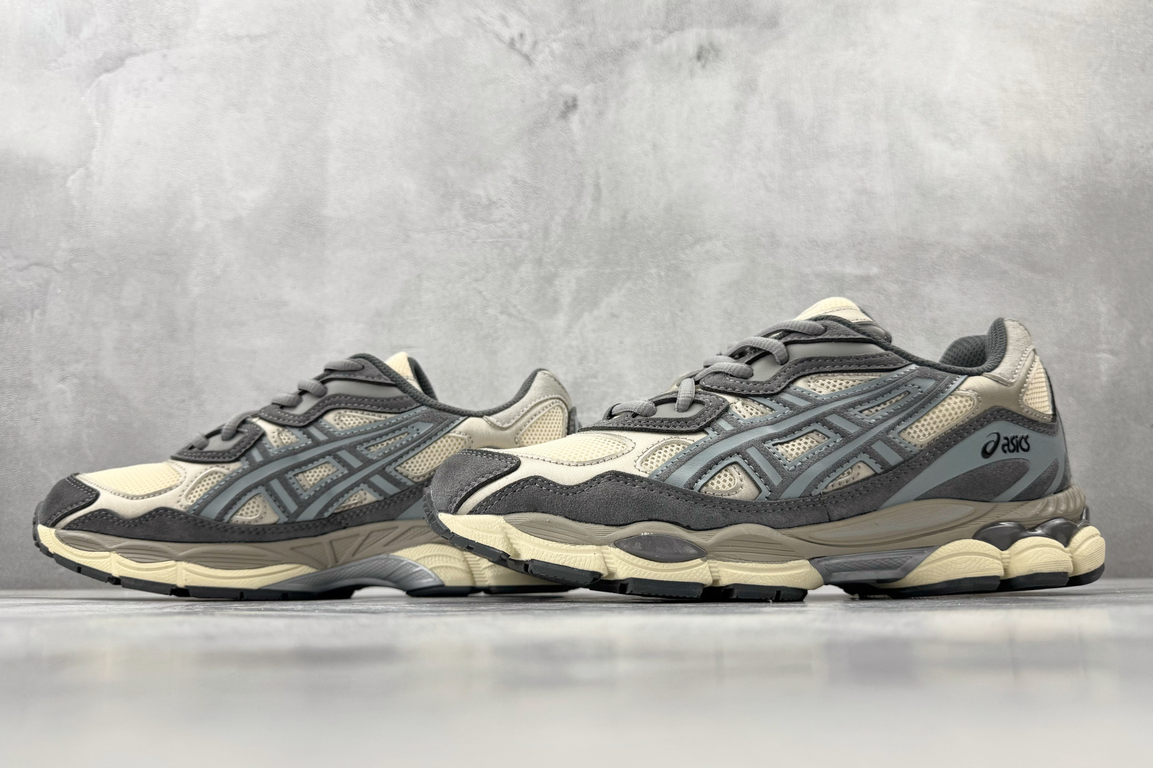 XP 平台专供 ASICS GEL-NYC系列 燕麦灰货号：1201A789-250尺码：36 36.5