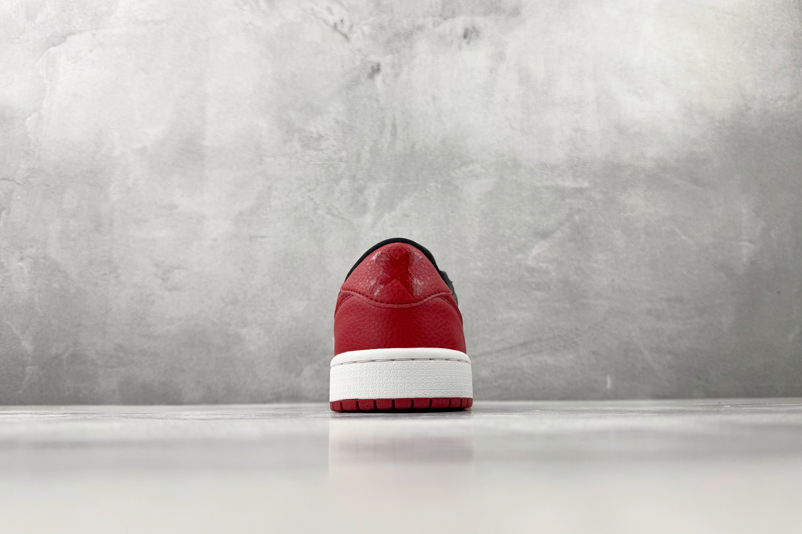 平台爆款 Jordan Air Jordan 1 Retro OG”Banned”黑红白 IW6276-001
