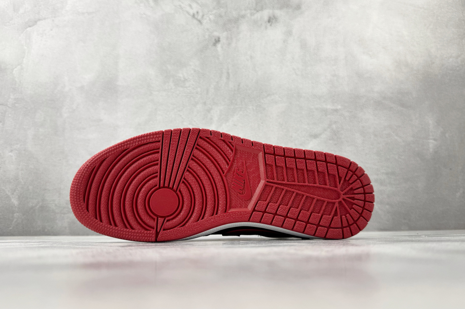 平台爆款 Jordan Air Jordan 1 Retro OG”Banned”黑红白 IW6276-001