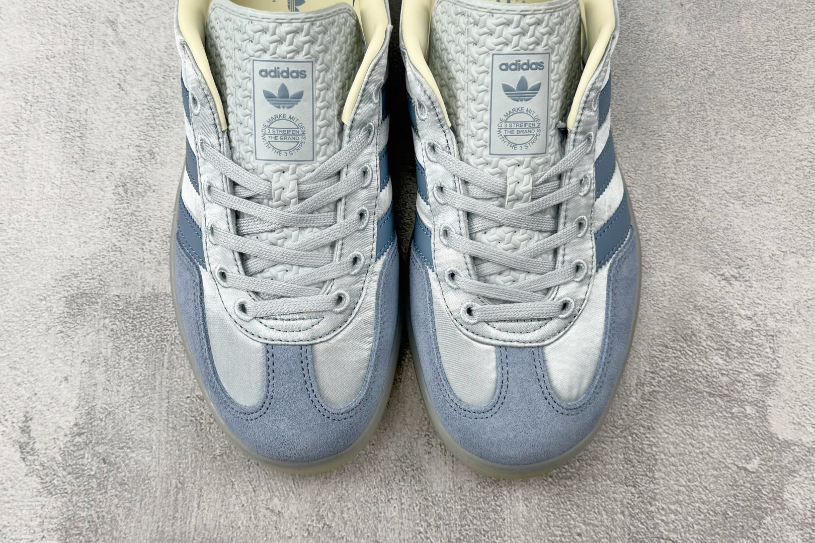 adidas originals GAZELLE INDOOR 蓝色 JI2711 adidas originals GAZELLE INDOOR 蓝色 JI2711
