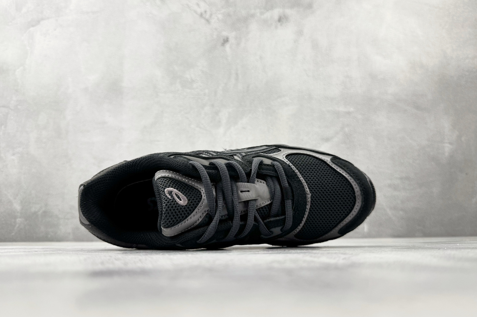 XP 平台专供 ASICS GEL-NYC系列 黑色货号：1201A789-020尺码：36 36.5 