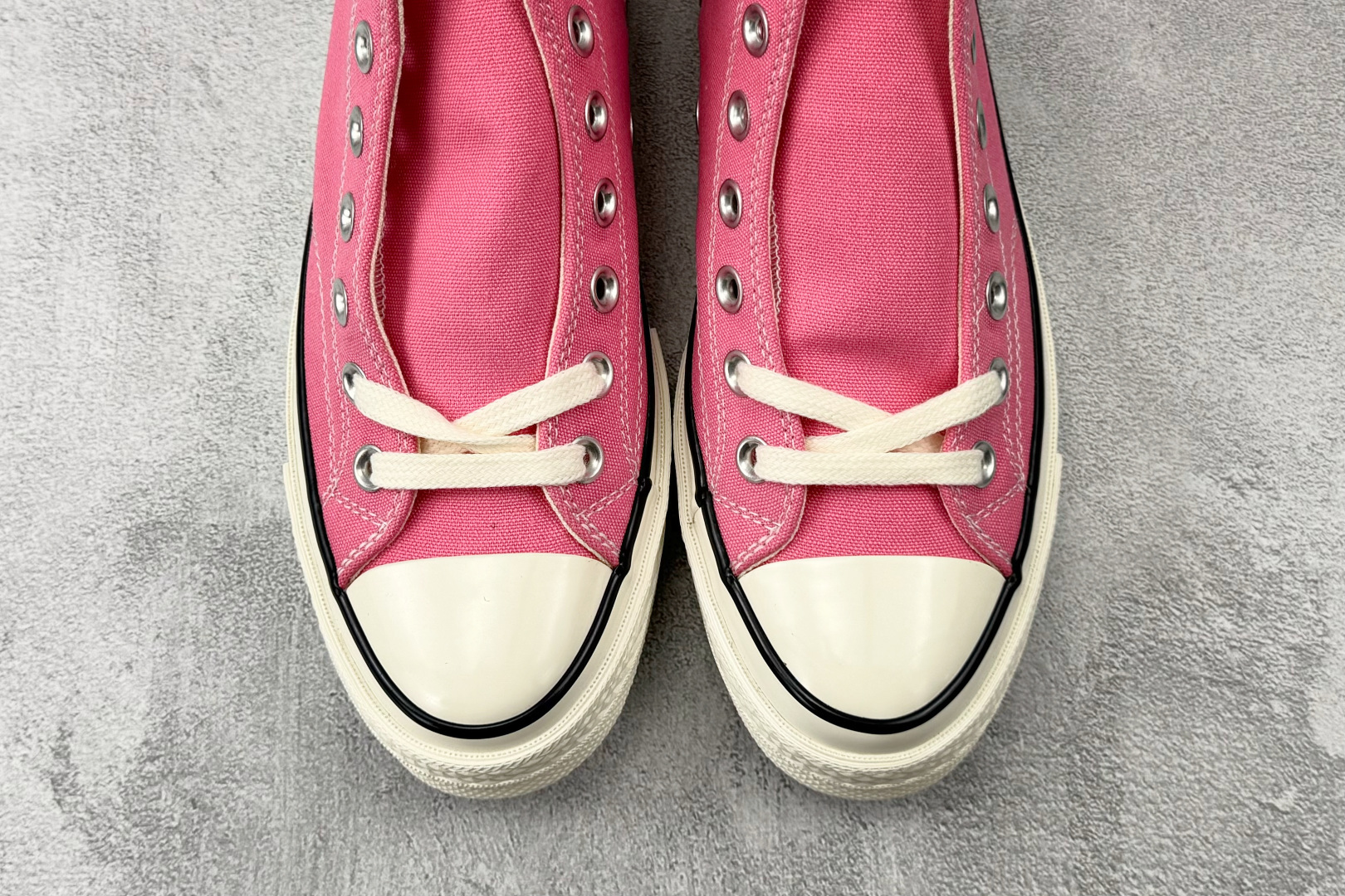 Converse Chuck 70 all star chuck hi 经典常青款 高帮 帆布鞋 男女同款 粉色 172678C-Top High Quatity Cheap Sneakers Fashion Clothing Clothes Bags handbags Shoes of all Brand wholesale With The best Quality And Beautiful Price from China Factory Chinese suppliers wholesaler seller Converse Chuck 70 all star chuck hi 经典常青款 高帮 帆布鞋 男女同款 粉色 172678C