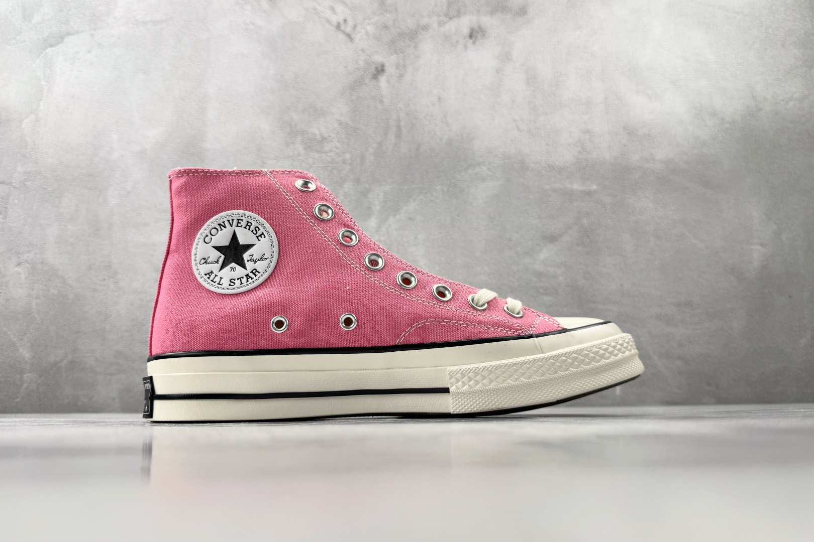 Converse Chuck 70 all star chuck hi 经典常青款 高帮 帆布鞋 男女同款 粉色 172678C-Top High Quatity Cheap Sneakers Fashion Clothing Clothes Bags handbags Shoes of all Brand wholesale With The best Quality And Beautiful Price from China Factory Chinese suppliers wholesaler seller Converse Chuck 70 all star chuck hi 经典常青款 高帮 帆布鞋 男女同款 粉色 172678C