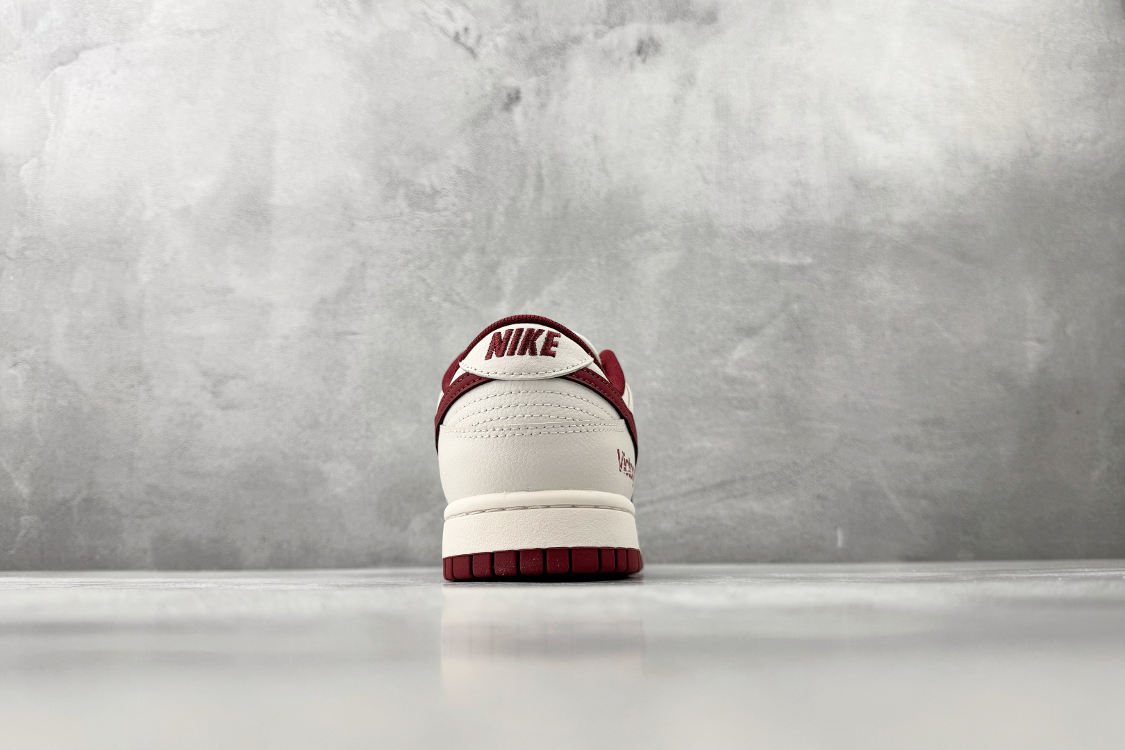 Nike Dunk Low Retro 朗姆酒红 WR0620-117-Top High Quatity Cheap Sneakers Fashion Clothing Clothes Bags handbags Shoes of all Brand wholesale With The best Quality And Beautiful Price from China Factory Chinese suppliers wholesaler seller Nike Dunk Low Retro 朗姆酒红 WR0620-117