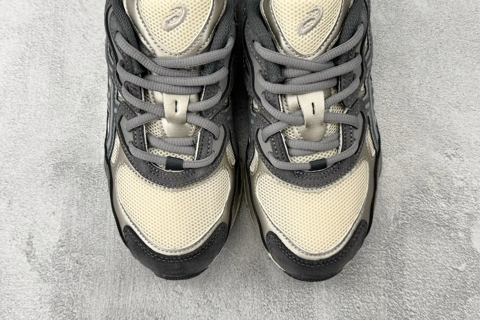 XP 平台专供 ASICS GEL-NYC系列 燕麦灰货号：1201A789-250尺码：36 36.5