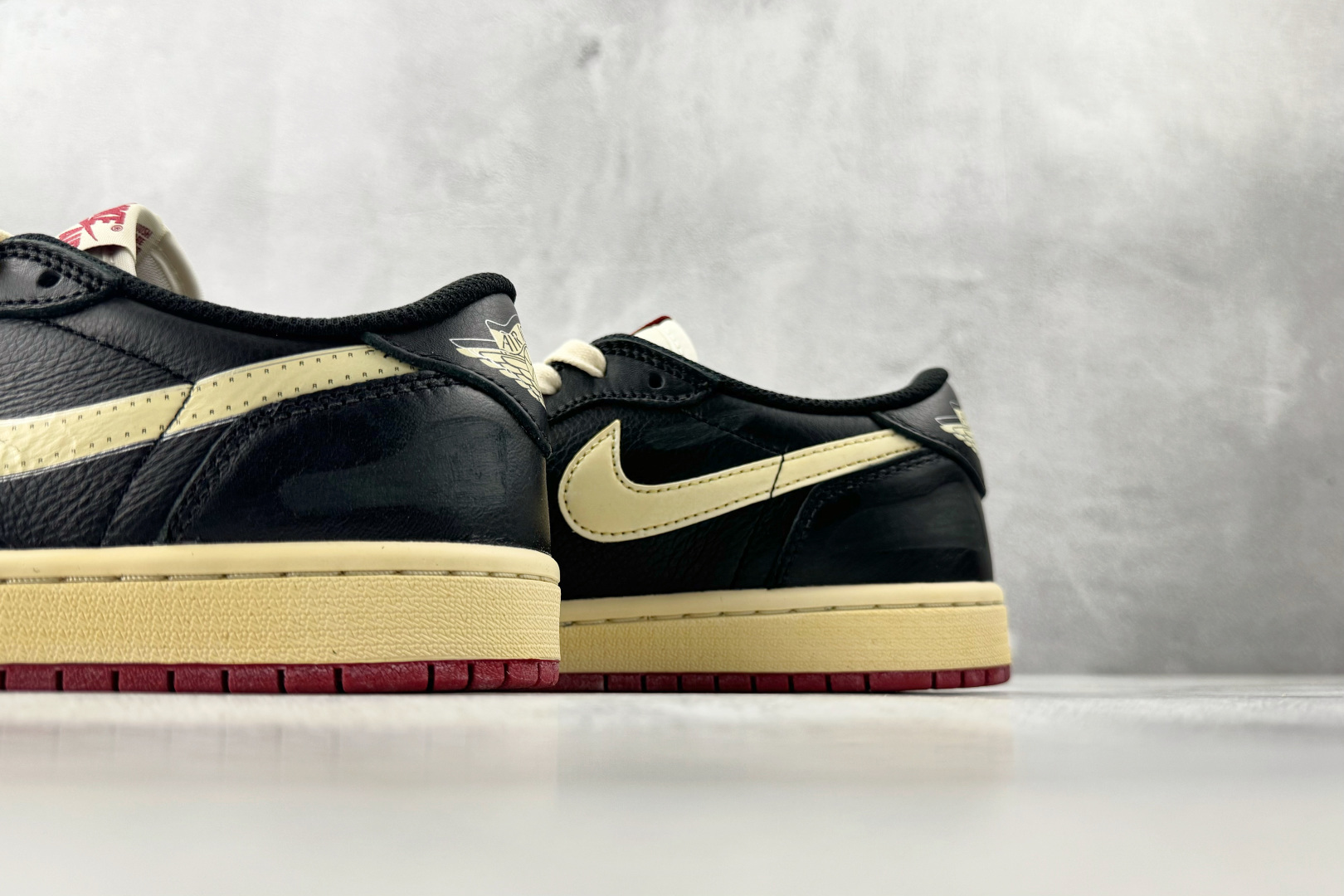 顶级Nigel Sylvester x Jordan Air Jordan 1 Retro Low Nitro ”Better With Time” 白黑红 IB8958-001