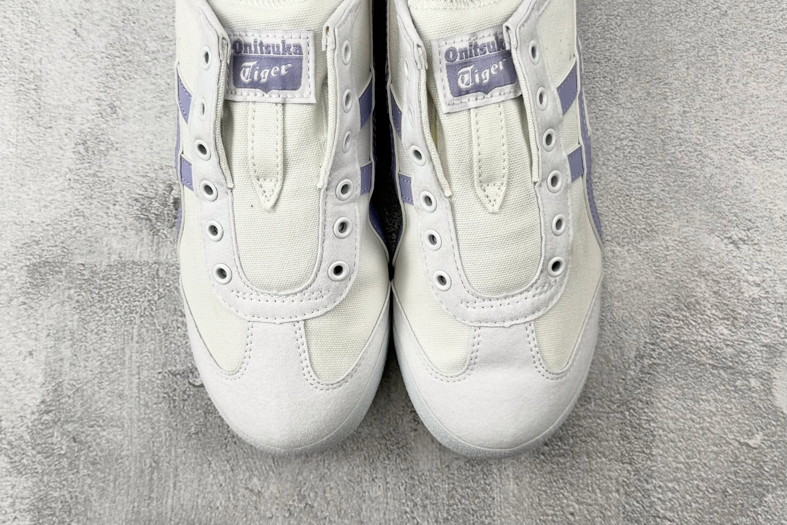 Onitsuka Tiger鬼塚虎 MEXICO 66 帆布 白紫色货号：1183B772-101尺码：