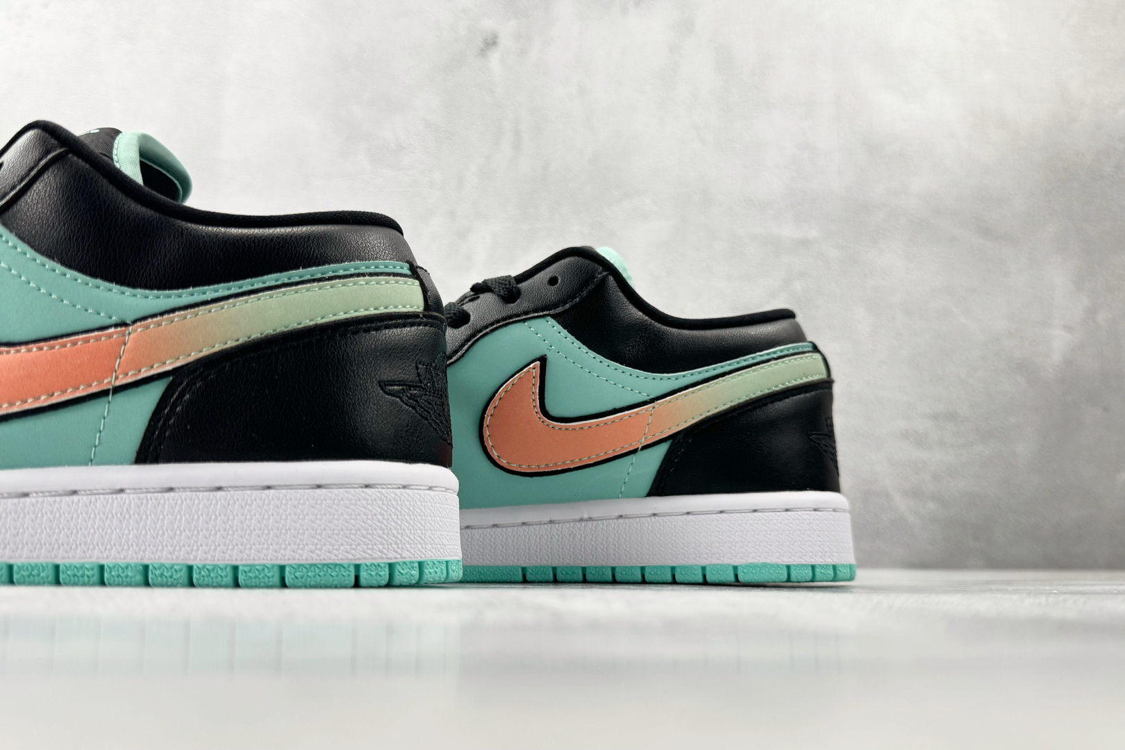 平台爆款 Jordan Air Jordan 1 low se ”tropical twist” 黑蒂芙尼 CK3022-301-Top High Quatity Cheap Sneakers Fashion Clothing Clothes Bags handbags Shoes of all Brand wholesale With The best Quality And Beautiful Price from China Factory Chinese suppliers wholesaler seller 平台爆款 Jordan Air Jordan 1 low se ”tropical twist” 黑蒂芙尼 CK3022-301