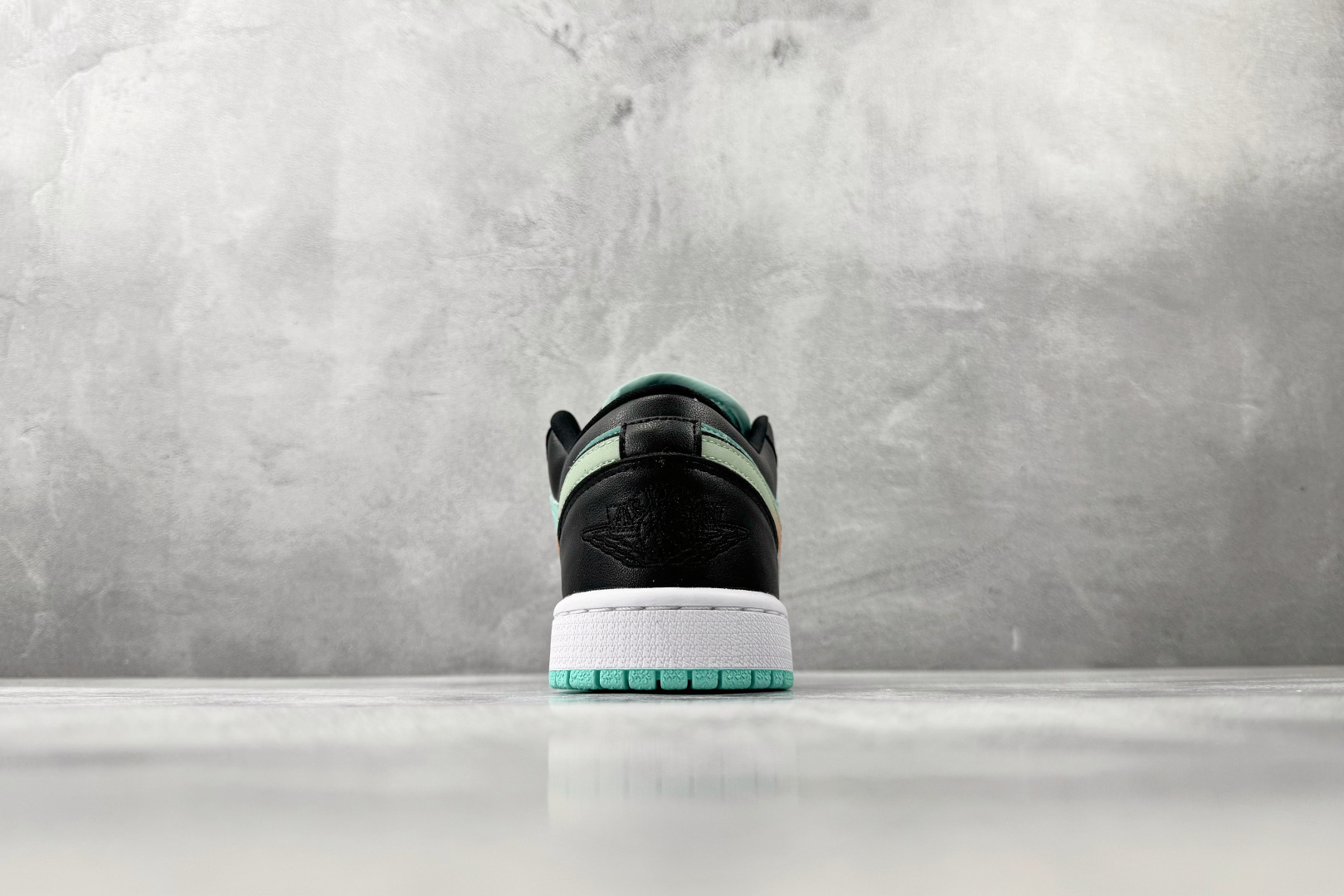 平台爆款 Jordan Air Jordan 1 low se ”tropical twist” 黑蒂芙尼 CK3022-301-Top High Quatity Cheap Sneakers Fashion Clothing Clothes Bags handbags Shoes of all Brand wholesale With The best Quality And Beautiful Price from China Factory Chinese suppliers wholesaler seller 平台爆款 Jordan Air Jordan 1 low se ”tropical twist” 黑蒂芙尼 CK3022-301