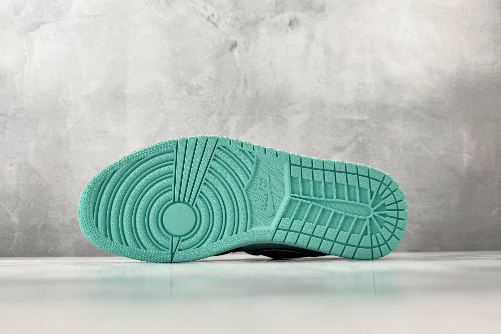 平台爆款 Jordan Air Jordan 1 low se ”tropical twist” 黑蒂芙尼 CK3022-301-Top High Quatity Cheap Sneakers Fashion Clothing Clothes Bags handbags Shoes of all Brand wholesale With The best Quality And Beautiful Price from China Factory Chinese suppliers wholesaler seller 平台爆款 Jordan Air Jordan 1 low se ”tropical twist” 黑蒂芙尼 CK3022-301
