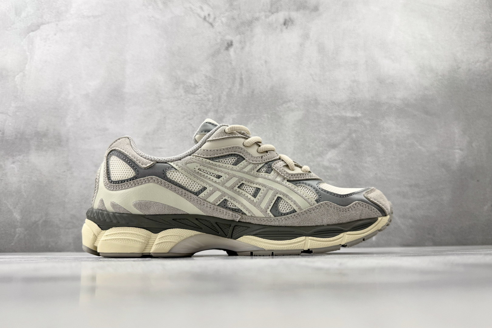 200 平台专供 ASICS GEL-NYC系列 米灰色 1201A789-103-Chinese UA Cheap High Quatity Brand Clothes Bags handbags Sneakers wholesale wholesaler seller from China Factory suppliers Fashion Clothing Shoes best Quality Beautiful Price 200 平台专供 ASICS GEL-NYC系列 米灰色 1201A789-103