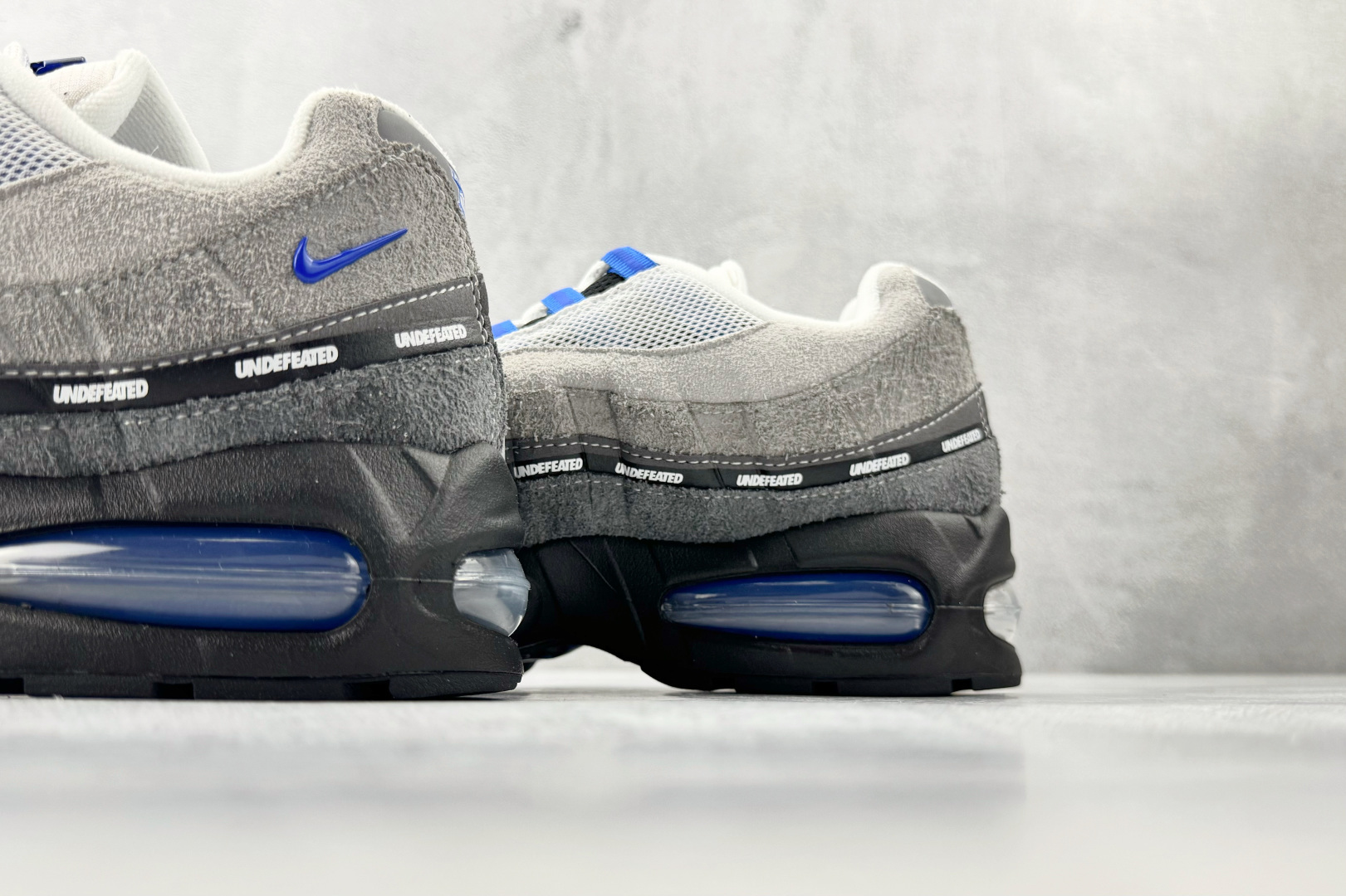 口碑神作 UNDEFEATED × Nike Air Max 95 灰色 IB4523-001-Top High Quatity Cheap Sneakers Fashion Clothing Clothes Bags handbags Shoes of all Brand wholesale With The best Quality And Beautiful Price from China Factory Chinese suppliers wholesaler seller 口碑神作 UNDEFEATED × Nike Air Max 95 灰色 IB4523-001