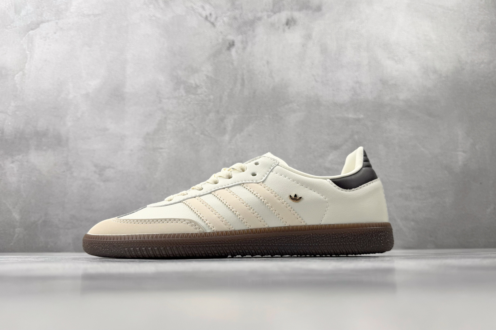160 出口订单 adidas originals SAMBA 米色 IH6628-Chinese UA Cheap High Quatity Brand Clothes Bags handbags Sneakers wholesale wholesaler seller from China Factory suppliers Fashion Clothing Shoes best Quality Beautiful Price 160 出口订单 adidas originals SAMBA 米色 IH6628