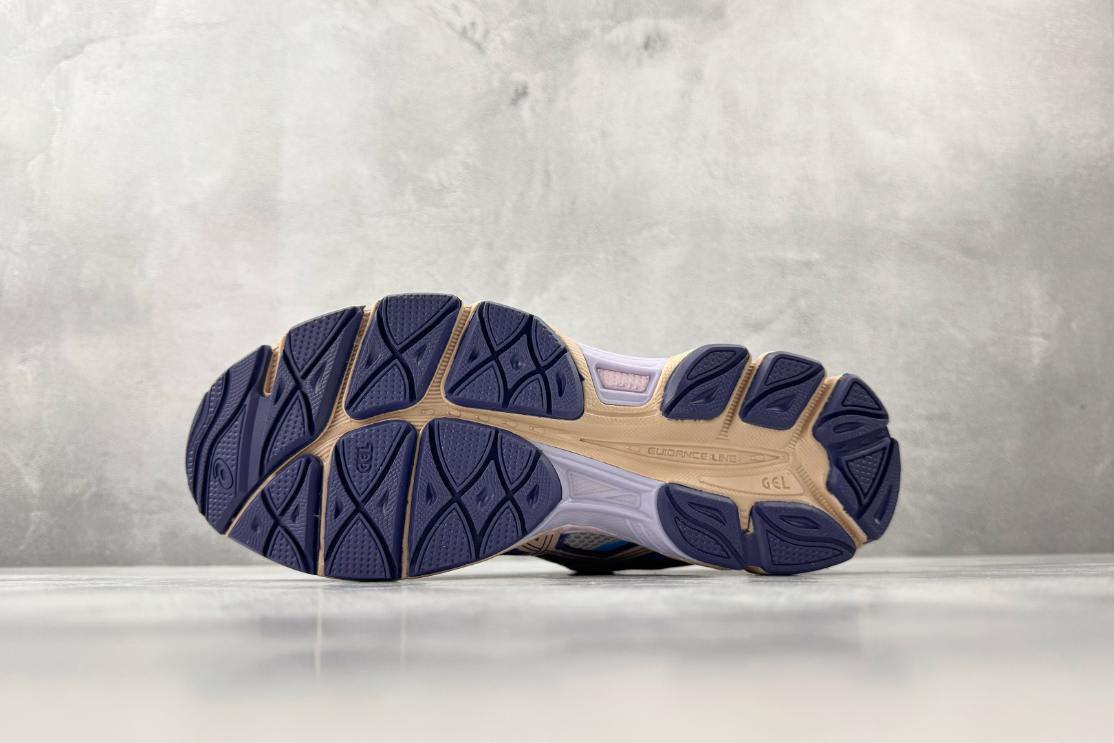 外贸订单 配色齐全 正确版本 完美还原 ASICS Gel-Cumulus 16 灰紫 1203A763-020-Top High Quatity Cheap Sneakers Fashion Clothing Clothes Bags handbags Shoes of all Brand wholesale With The best Quality And Beautiful Price from China Factory Chinese suppliers wholesaler seller 外贸订单 配色齐全 正确版本 完美还原 ASICS Gel-Cumulus 16 灰紫 1203A763-020
