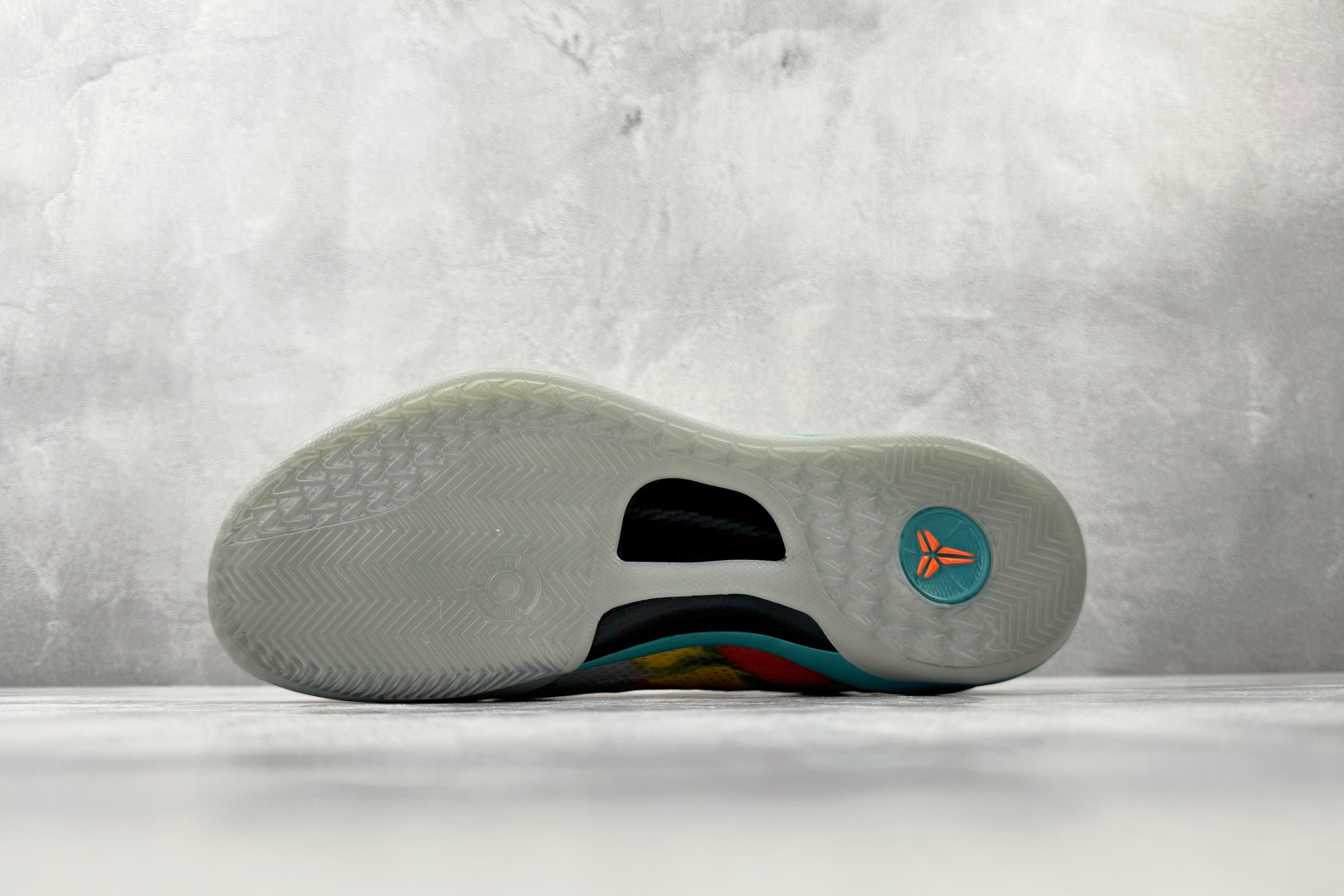 Best Nike Kobe 8 Protro Venice Beach 蓝红橙货号：FQ3548-00