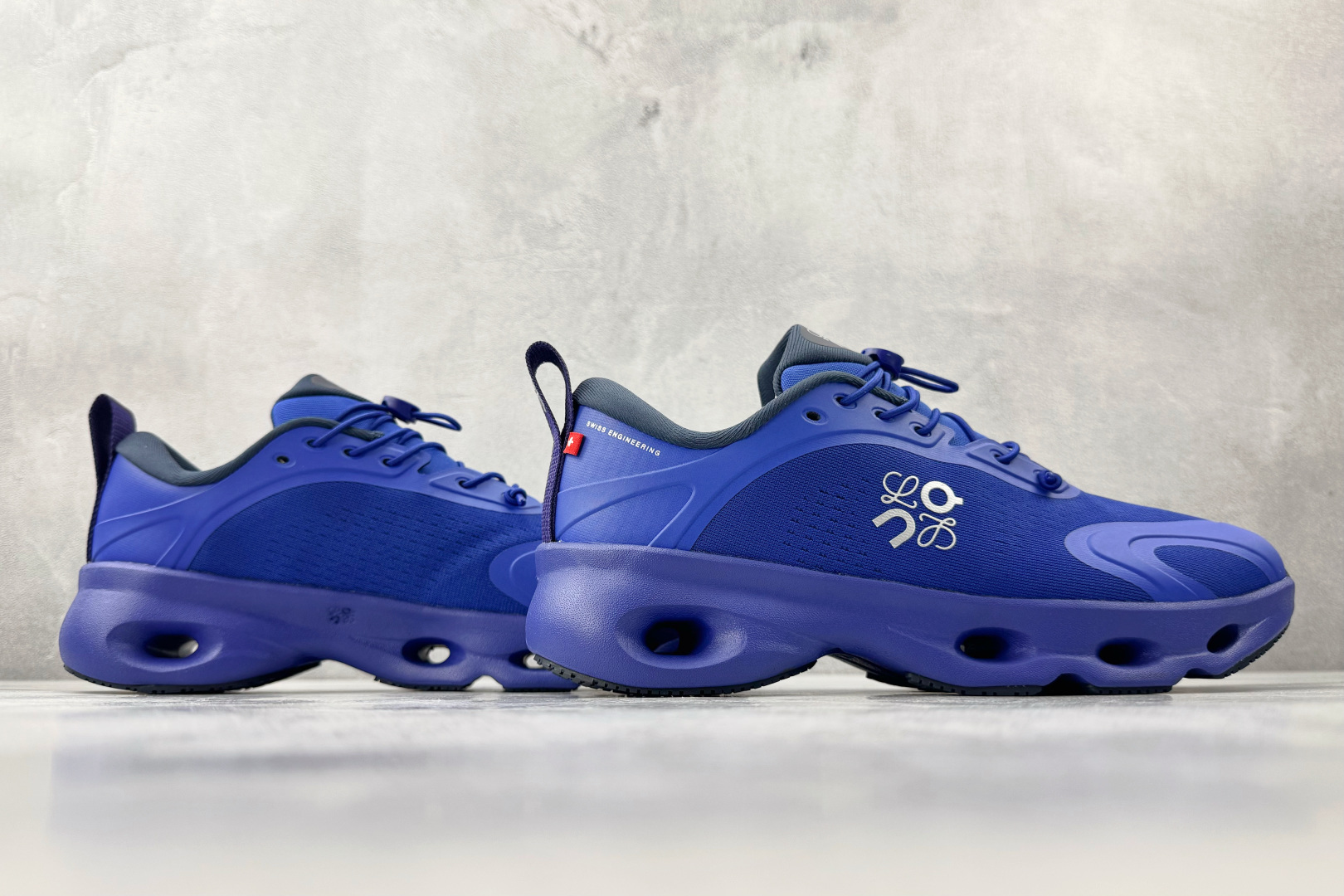 【ON东莞版】开发数月 年末重磅来袭 正确细节 完美还原 LOEWE罗意威 x ON昂跑 联名款 Clo