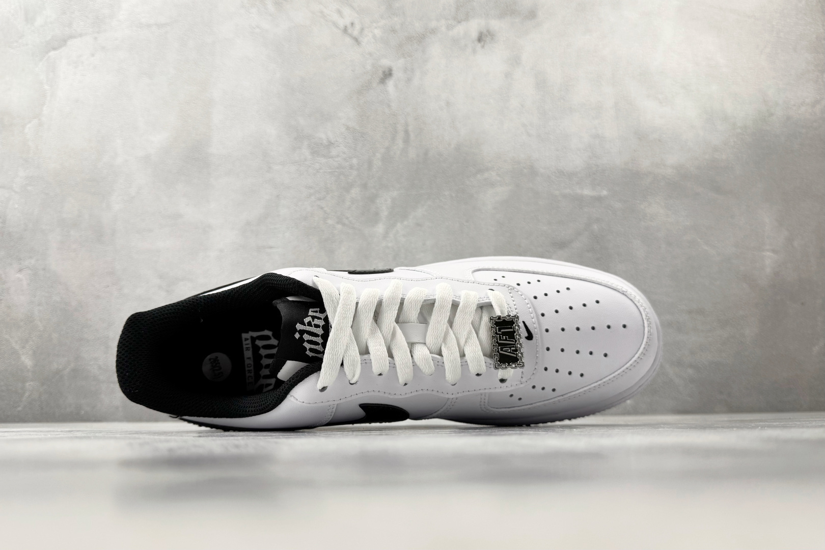 Nike Air Force 1 白黑色 HF2898-101-Top High Quatity Cheap Sneakers Fashion Clothing Clothes Bags handbags Shoes of all Brand wholesale With The best Quality And Beautiful Price from China Factory Chinese suppliers wholesaler seller Nike Air Force 1 白黑色 HF2898-101