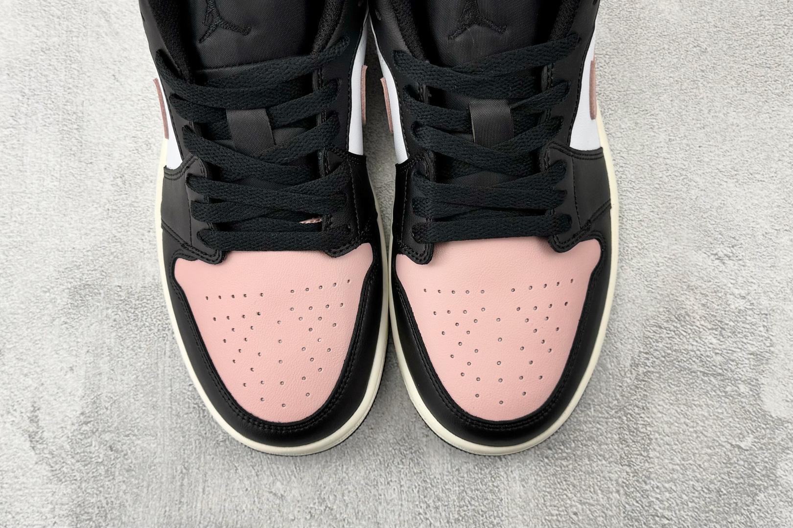 综合版 Jordan Air Jordan 1 黑粉 553560-081-Top High Quatity Cheap Sneakers Fashion Clothing Clothes Bags handbags Shoes of all Brand wholesale With The best Quality And Beautiful Price from China Factory Chinese suppliers wholesaler seller 综合版 Jordan Air Jordan 1 黑粉 553560-081