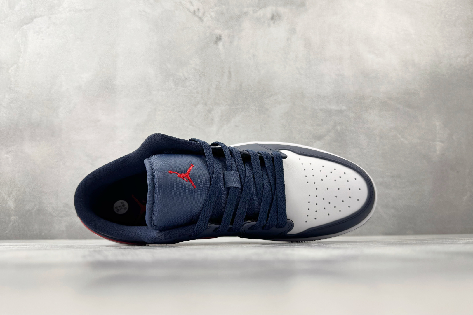 平台爆款 Jordan Air Jordan 1 low 爱国者 蓝红 CZ8454-400-Top High Quatity Cheap Sneakers Fashion Clothing Clothes Bags handbags Shoes of all Brand wholesale With The best Quality And Beautiful Price from China Factory Chinese suppliers wholesaler seller 平台爆款 Jordan Air Jordan 1 low 爱国者 蓝红 CZ8454-400