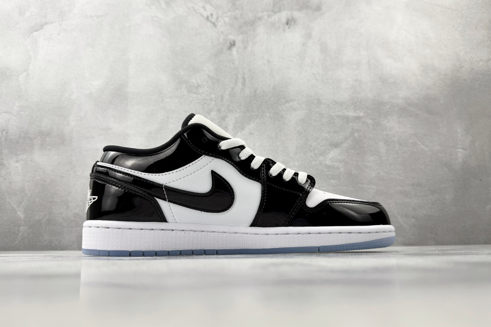 平台爆款 Jordan Air Jordan 1 Low Concord 白黑 DV1309-100-Top High Quatity Cheap Sneakers Fashion Clothing Clothes Bags handbags Shoes of all Brand wholesale With The best Quality And Beautiful Price from China Factory Chinese suppliers wholesaler seller 平台爆款 Jordan Air Jordan 1 Low Concord 白黑 DV1309-100