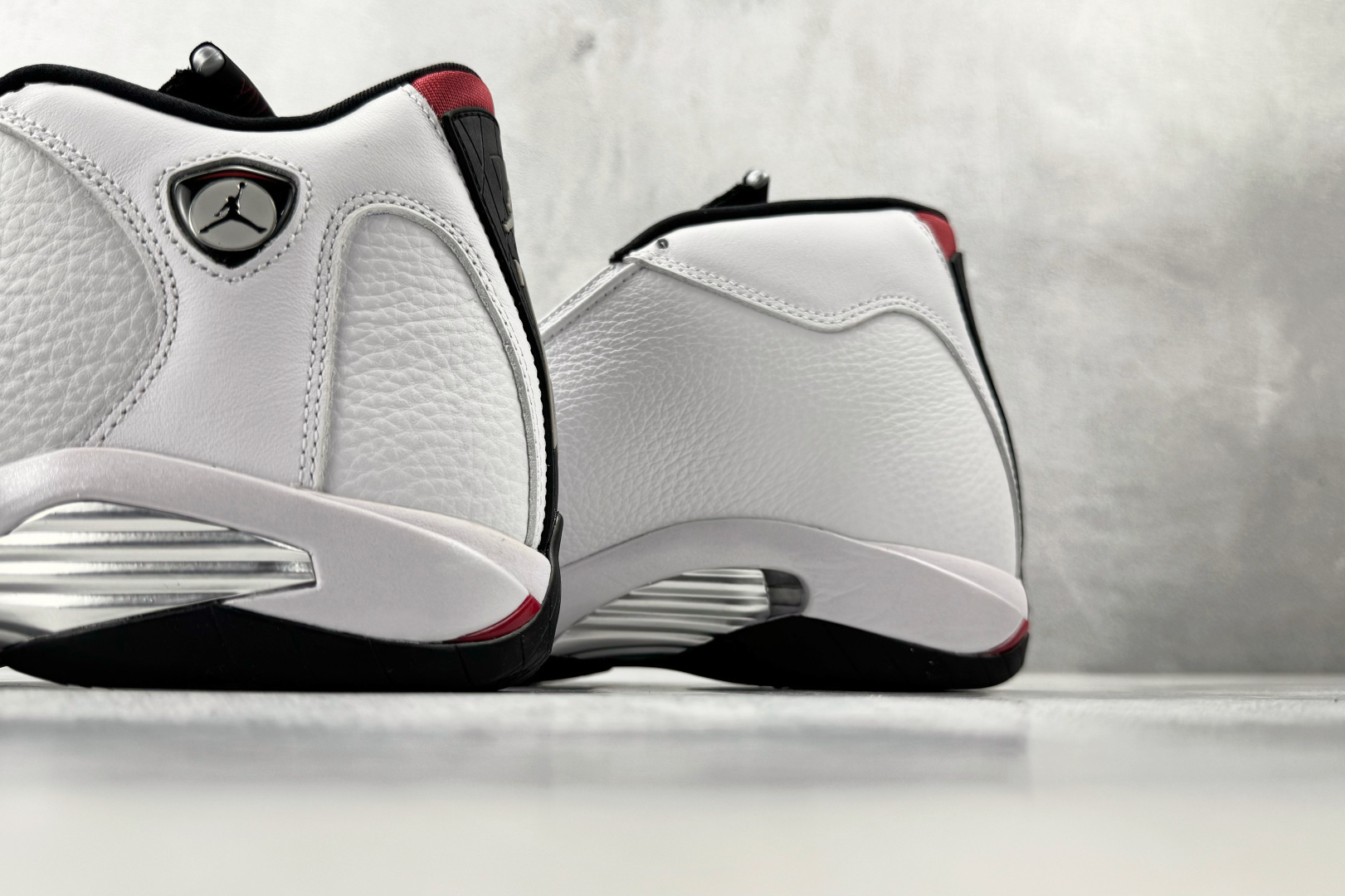 纯原品质 Jordan Air Jordan 14 Retro Black Toe 黑白 487471-102-Top High Quatity Cheap Sneakers Fashion Clothing Clothes Bags handbags Shoes of all Brand wholesale With The best Quality And Beautiful Price from China Factory Chinese suppliers wholesaler seller 纯原品质 Jordan Air Jordan 14 Retro Black Toe 黑白 487471-102