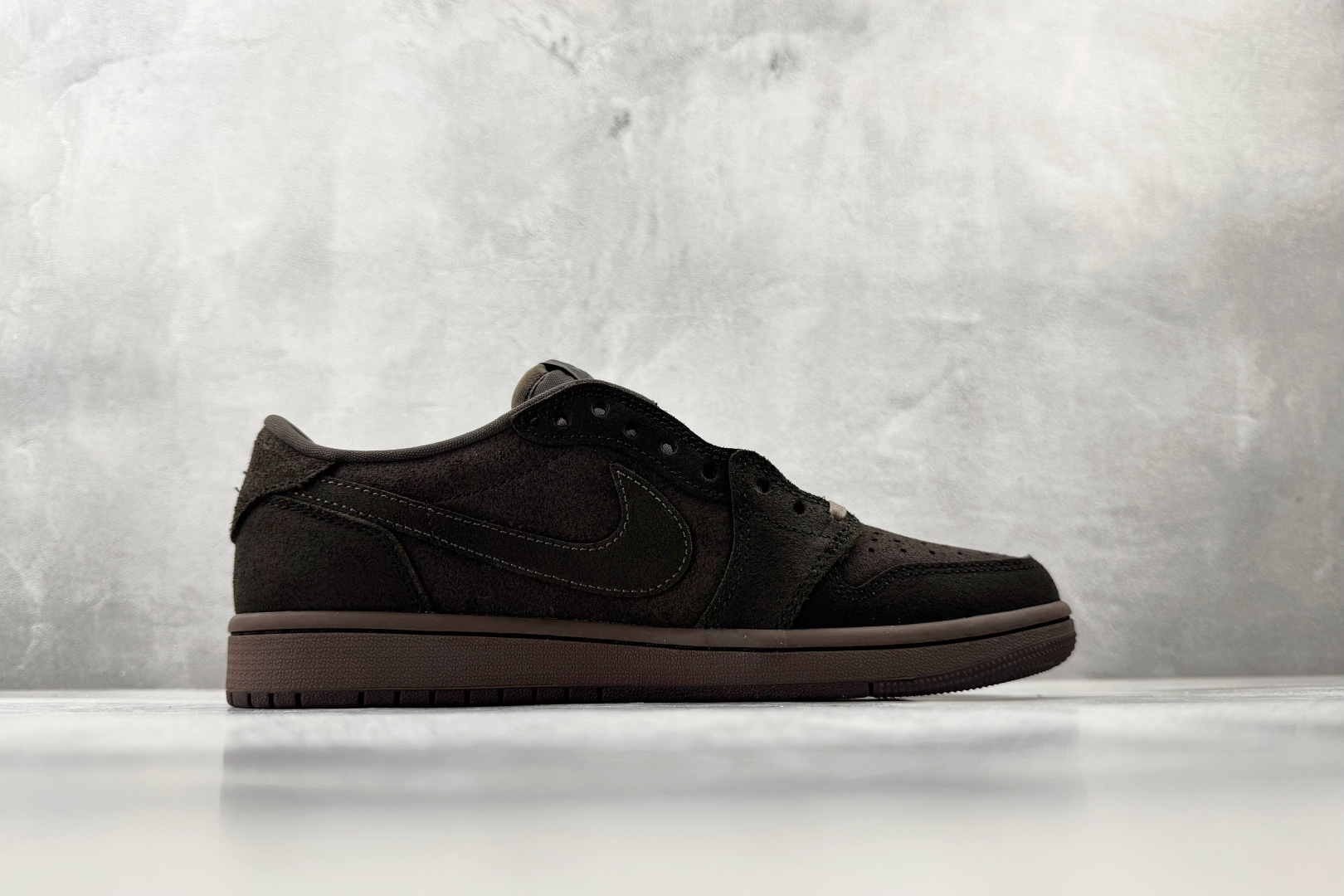 纯原品质 Travis Scott x Jordan Air Jordan 1 Low Velvet Brown倒钩9.0 丝绒摩卡 黑棕 DM7866-202-Top High Quatity Cheap Sneakers Fashion Clothing Clothes Bags handbags Shoes of all Brand wholesale With The best Quality And Beautiful Price from China Factory Chinese suppliers wholesaler seller 纯原品质 Travis Scott x Jordan Air Jordan 1 Low Velvet Brown倒钩9.0 丝绒摩卡 黑棕 DM7866-202