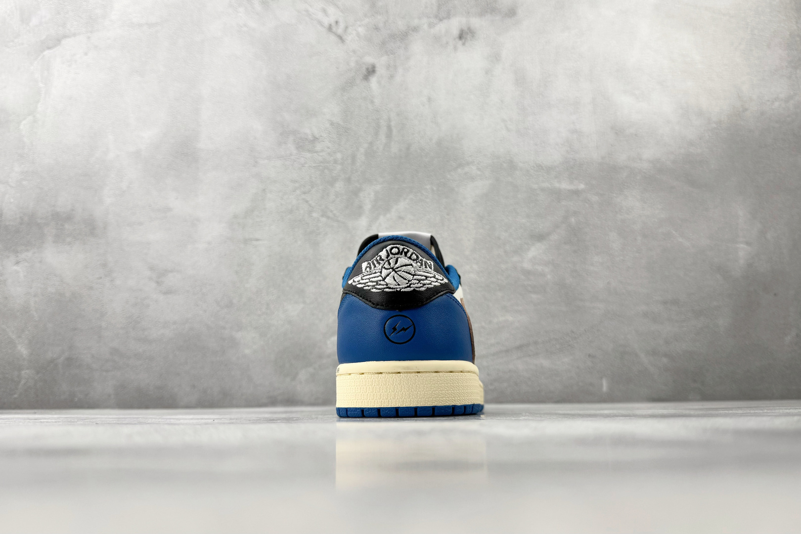DG2.0 纯原品质    Travis Scott x Fragment Design x Jorda