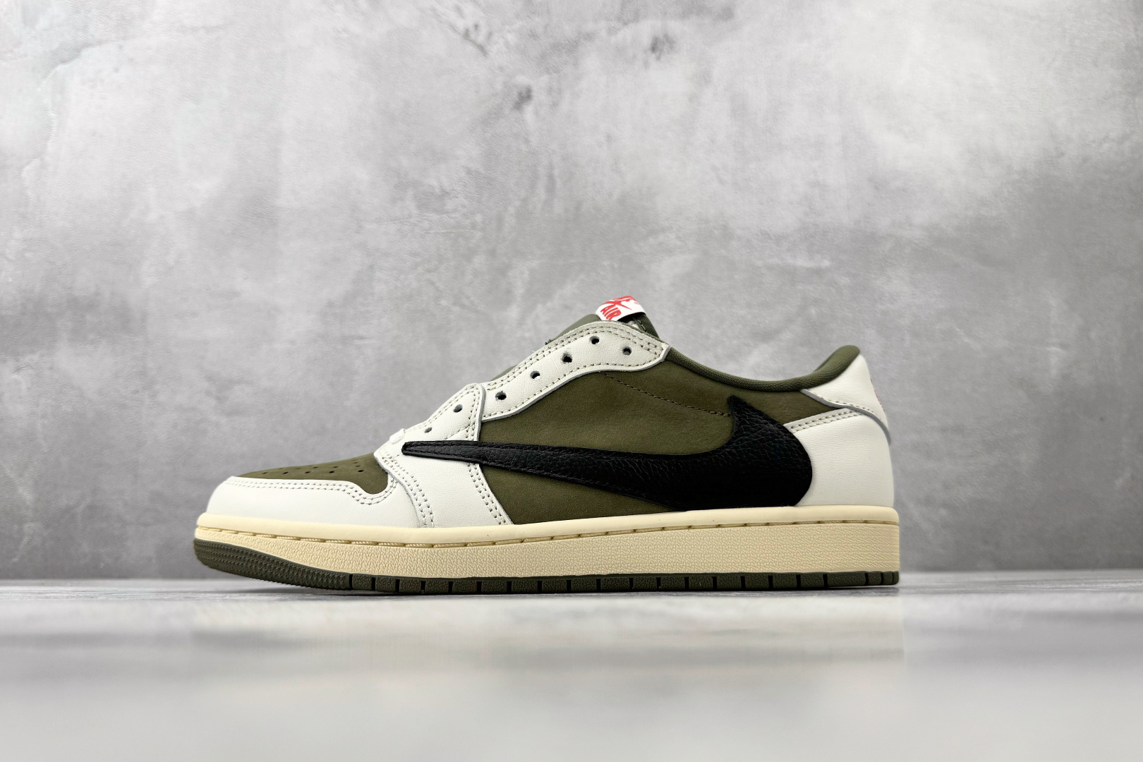 DG2.0 纯原品质   Jordan  × Travis Scott Air Jordan 1 倒钩 