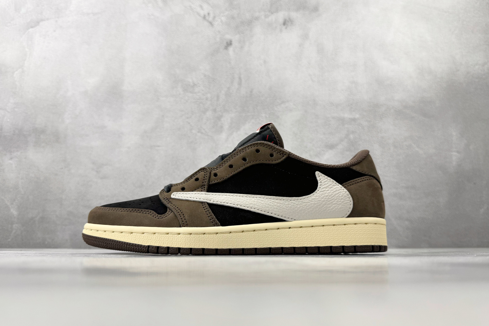 DG2.0 纯原品质   Travis Scott x Jordan Air Jordan 1 Low 